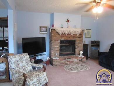 3712 SW Arvonia Place, Topeka, KS 66610 - photo 5