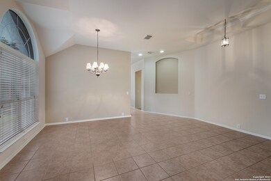 13128 Mystic Saddle, Helotes, TX 78023 - photo 6