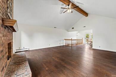 7637 E State Road 205, Churubusco, IN 46723 - photo 4