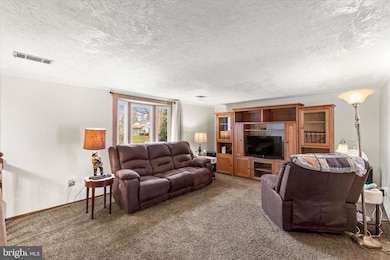 2285 Sycamore Rd, York, PA 17408 - photo 7