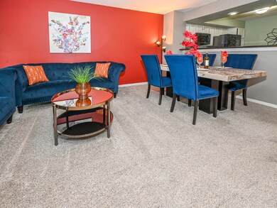 1747 Nature Ct unit 56B174, Schaumburg, IL 60193 - photo 3