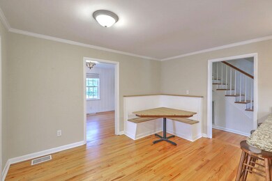 1222 Byron Road eat-in kitchen