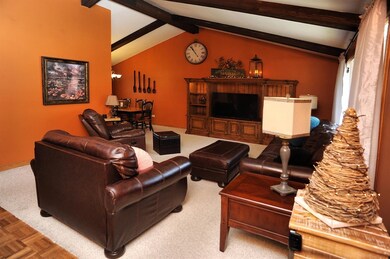 8796 Mathews Ln, Crown Point, IN 46307 - photo 5