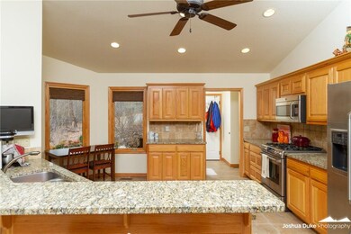 3 Hollym Cir, Bella Vista, AR 72715 - photo 7