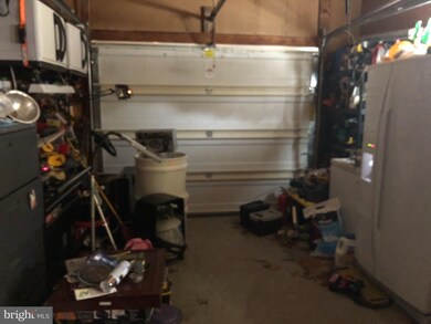 932 E Oak St, Palmyra, PA 17078 - photo 6