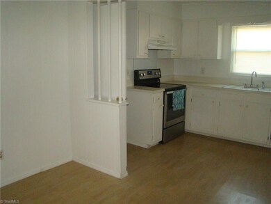 Large kitchen/dining combination