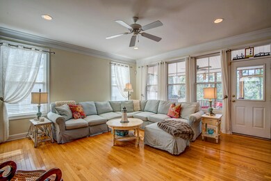 2271 N Marsh-27