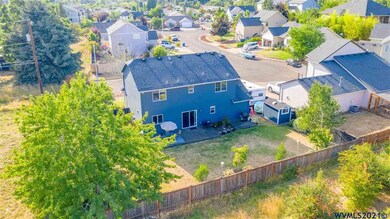 302 Division St, Silverton, OR 97381 - photo 6