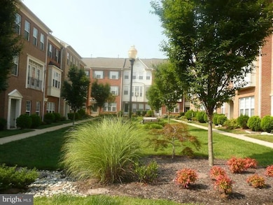 2368 Huntington Station Ct, Alexandria, VA 22303 - photo 4