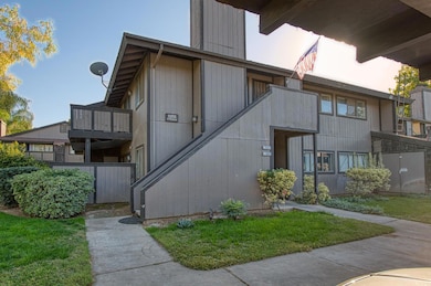 1151 S Chestnut Ave unit 237, Fresno, CA 93702 - photo 2