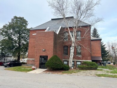 593 Main St unit 102, Leominster, MA 01453 - photo 3