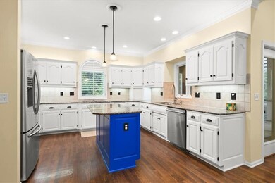 712 NE Ashmont Place, Lees Summit, MO 64064 - photo 3