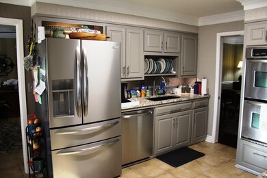 510 Oakbrook Cir, McComb, MS 39648 - photo 7