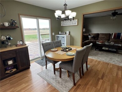 9826 N Country Dr, Effingham, IL 62401 - photo 6