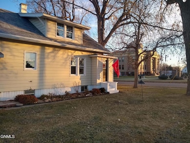 106 1st St NW, Ashley, ND 58413 - photo 5