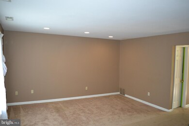 1921 Addison Rd S, District Heights, MD 20747 - photo 3