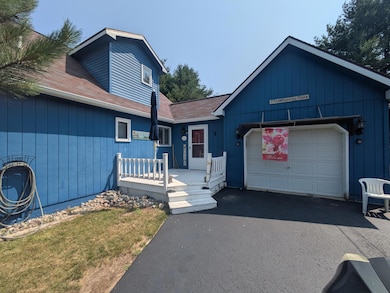 113 Whispering Pines Ct, Roscommon, MI 48653 - photo 2