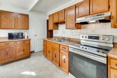 3103 Astor Ave Columbus OH-large-004-003