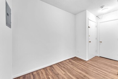 121 Grove St unit 4, West Roxbury, MA 02132 - photo 7