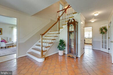 9805 Log House Ct, Gaithersburg, MD 20882 - photo 4
