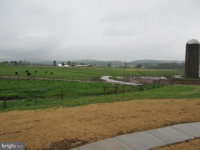 4337 Cap Stine Rd unit B, Frederick, MD 21703 - photo 3