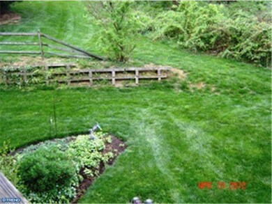 4 Ashley Ct unit 4, Glen Mills, PA 19342 - photo 7