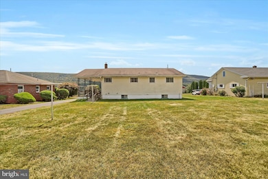 616 W Maple St, Valley View, PA 17983 - photo 6