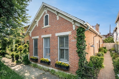 584 Franklin Ave