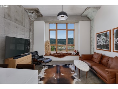 314 Columbia St, Hood River, OR 97031 - photo 5