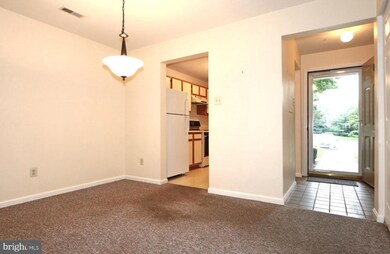 563 Astor Square unit 3, West Chester, PA 19380 - photo 5