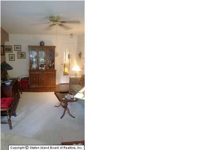 Foxwood Square unit 7, Staten Island, NY 10314 - photo 4