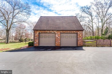 8685 Norman Dr, White Plains, MD 20695 - photo 4