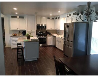 341 Holly Moore Dr, Pineville, LA 71360 - photo 3