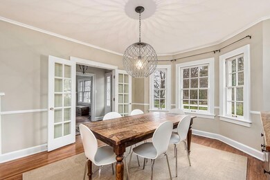 a 2050 Fairfax Road-017