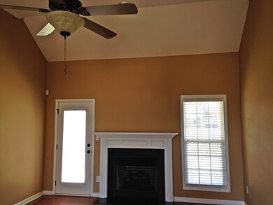 93 Glen Arbor Ln unit 106 Clarissa Dr, Warner Robins, GA 31088 - photo 4