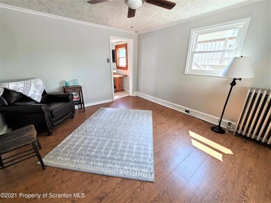 762 E Drinker St, Dunmore, PA 18512 - photo 3