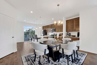 1037 Wren Rd, Des Plaines, IL 60018 - photo 4