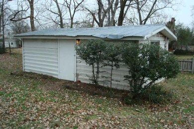 515 Deery St, Shelbyville, TN 37160 - photo 3