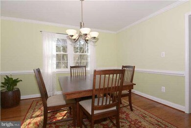 1743 Lockerbie Ln, Vienna, VA 22182 - photo 3
