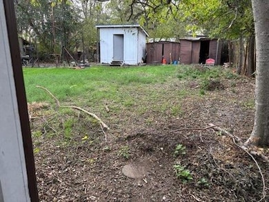 7802 Persimmon Trail, Austin, TX 78745 - photo 4