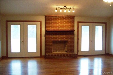 5623 W Quaker Rd, Disputanta, VA 23842 - photo 5