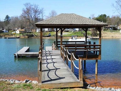 Dock