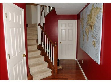 Entry/Foyer.