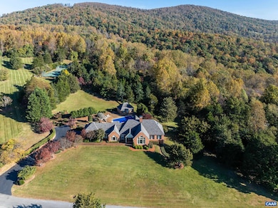 275 Jeffers Dr, Charlottesville, VA 22911 - photo 4