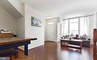 43491 Town Gate Square, Chantilly, VA 20152 - photo 5