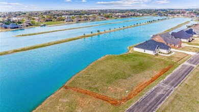 3900 Upper Lake Cir, Granbury, TX 76049 - photo 2