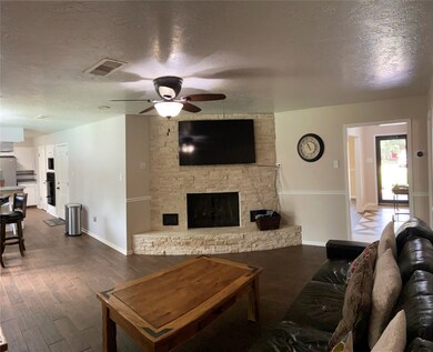 4903 Elm St, Pearland, TX 77581 - photo 7