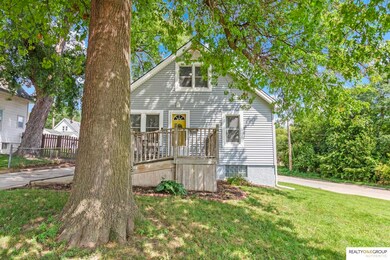 3708 Castelar St, Omaha, NE 68105 - photo 3