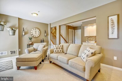 12628 Granite Ridge Dr, North Potomac, MD 20878 - photo 4