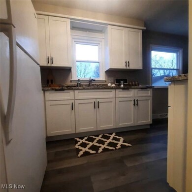 11017 Woodview Blvd, Parma Heights, OH 44130 - photo 7